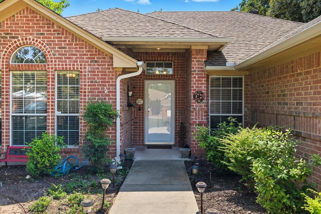 416 Meadowcrest Drive