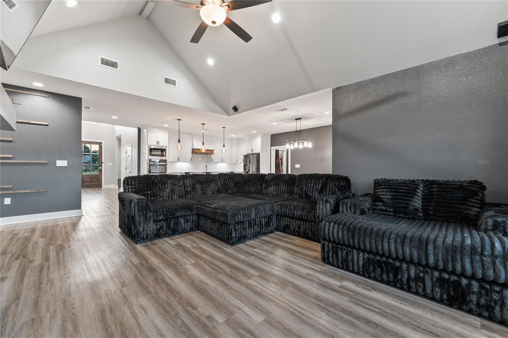 GRACE LANDING - Residential