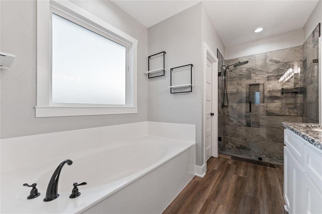 GRACE LANDING - Residential