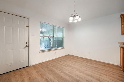 Tiny photo for 9320 Newhall Street, Dallas, TX 75232 (MLS # 21202025)
