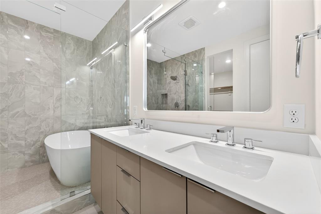 WEBSTER & WOODS NORTH PARK - Residential