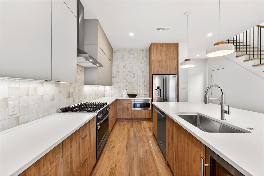 WEBSTER & WOODS NORTH PARK - Residential