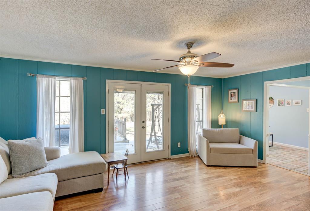 242 S Tanglewood Drive