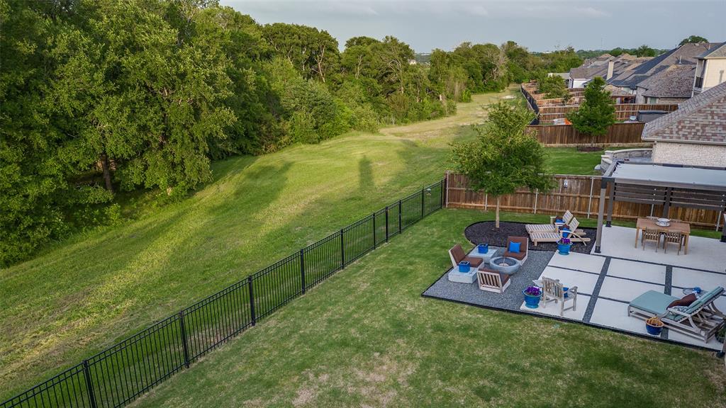 8620 Autumn Lake Trail