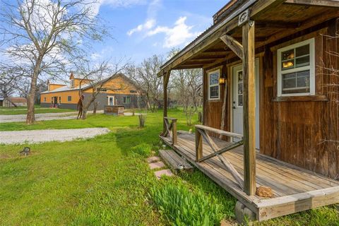 A home in Mineral Wells