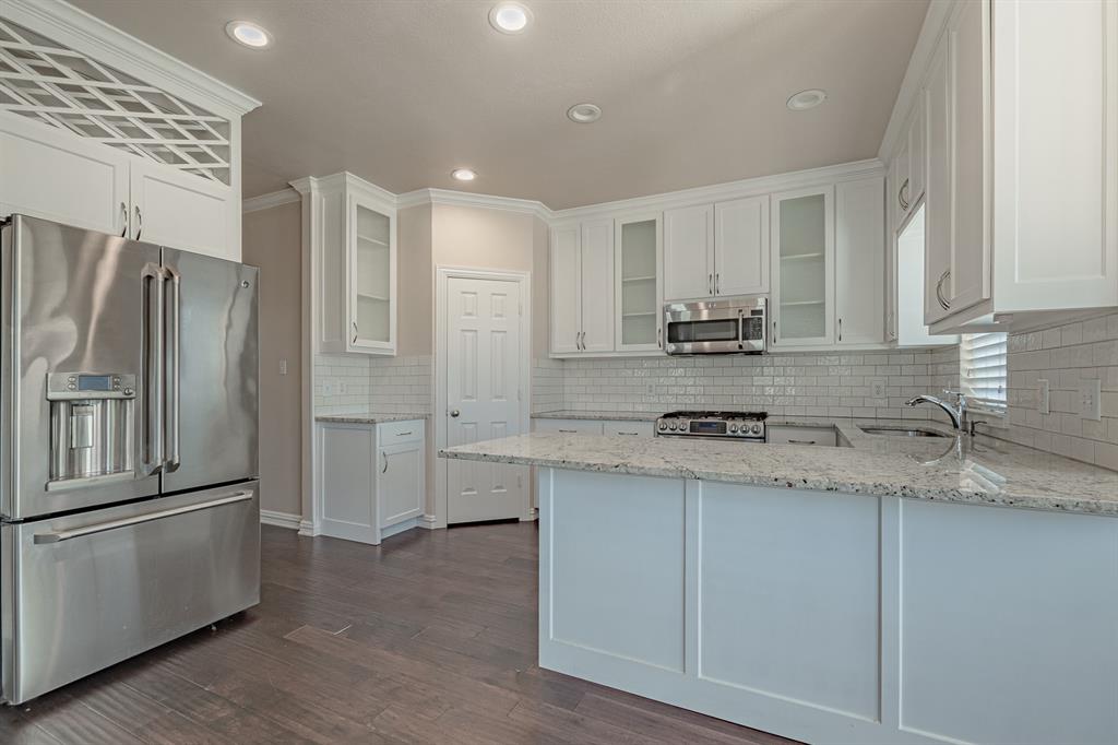 1360 Shores Boulevard