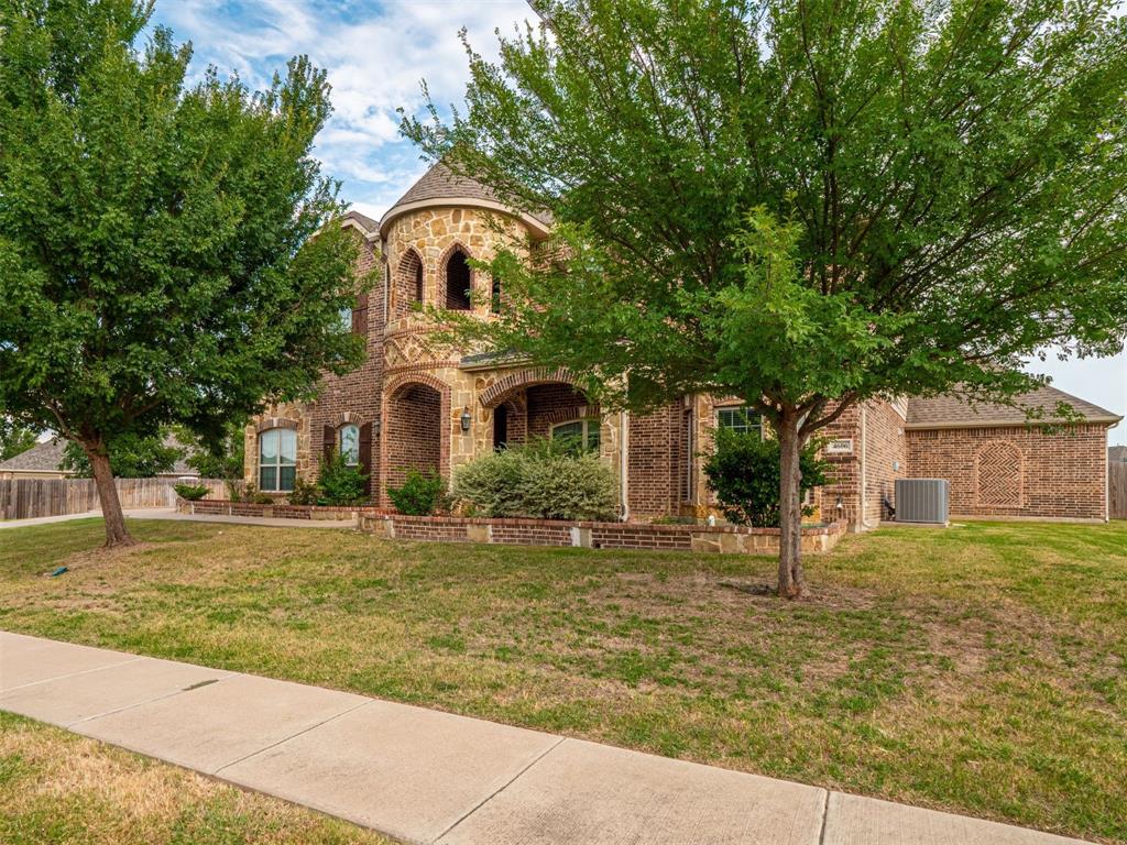 4606 Waterford Glen Drive