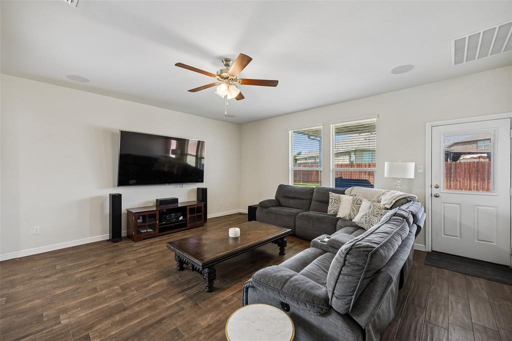 523 Harbor Drive