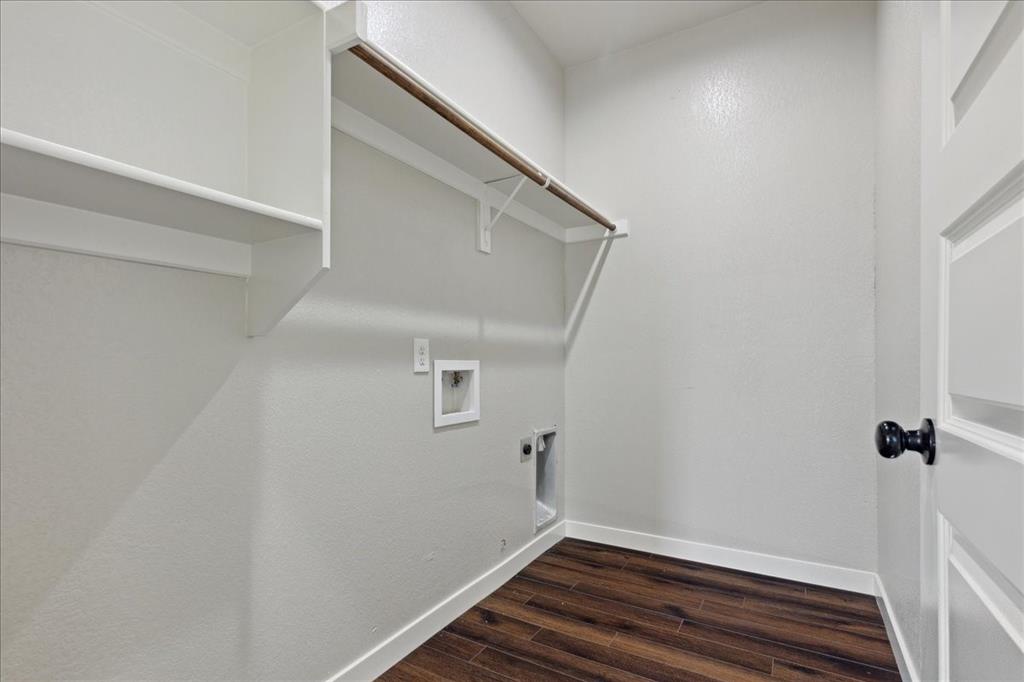 HUTCHINS ACREAGE - Residential