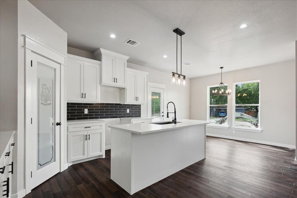 HUTCHINS ACREAGE - Residential