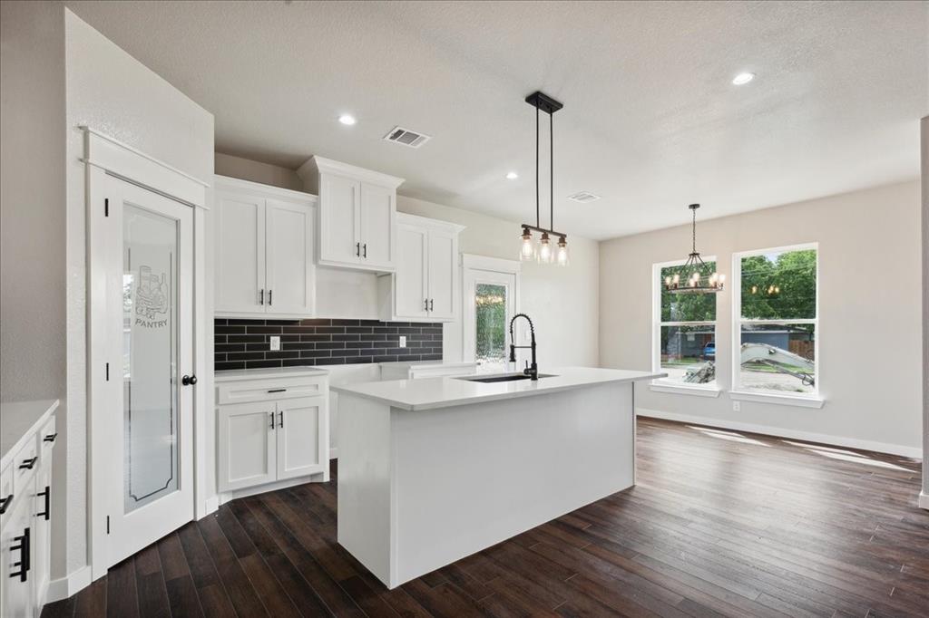 HUTCHINS ACREAGE - Residential