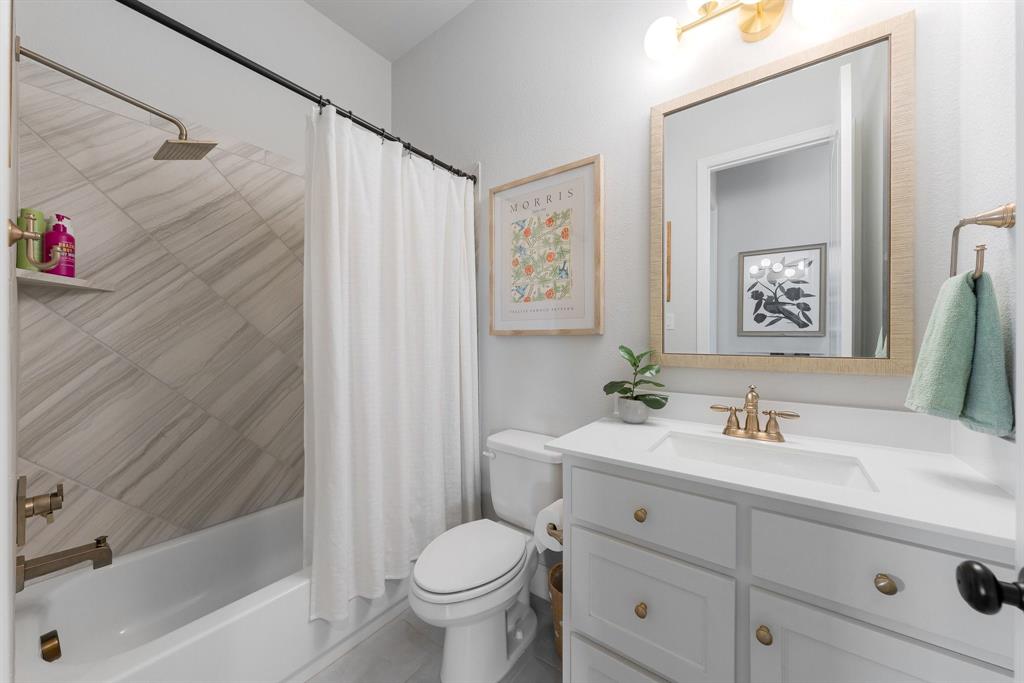 Mustang Lakes Ph Six - Residential