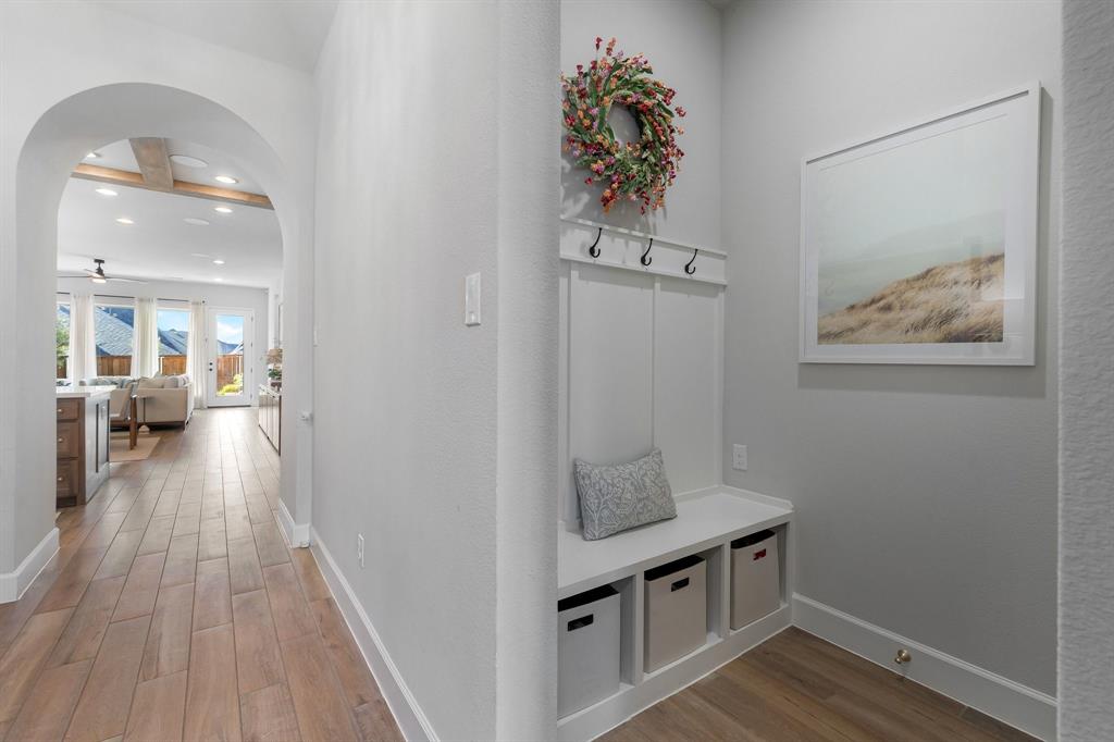 Mustang Lakes Ph Six - Residential