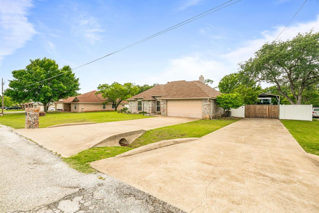 3912 Country Lane