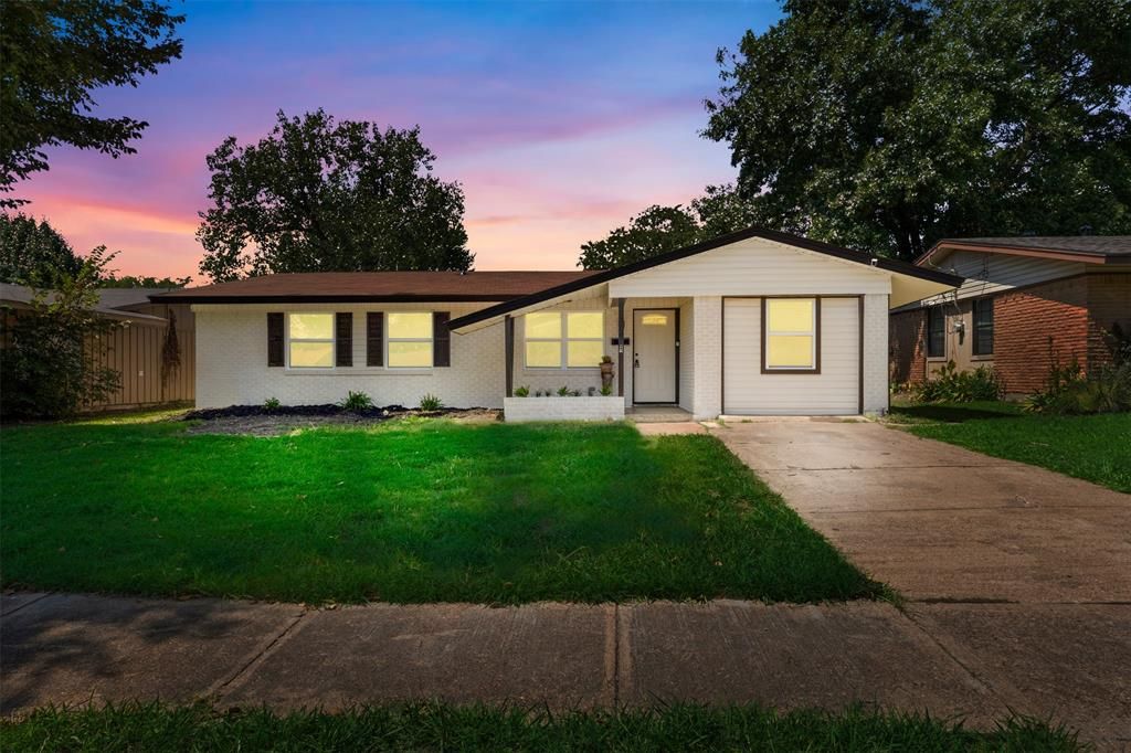 Photo of 3627 Palm Drive, Mesquite, TX 75150 (MLS # 21150827)