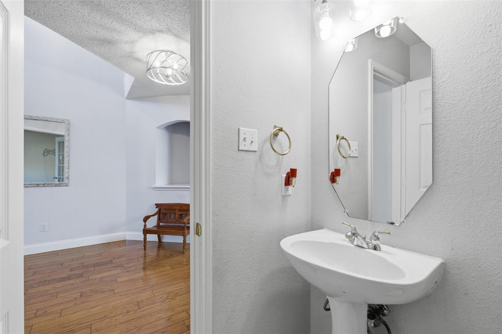 4925 Sunset Ridge Drive