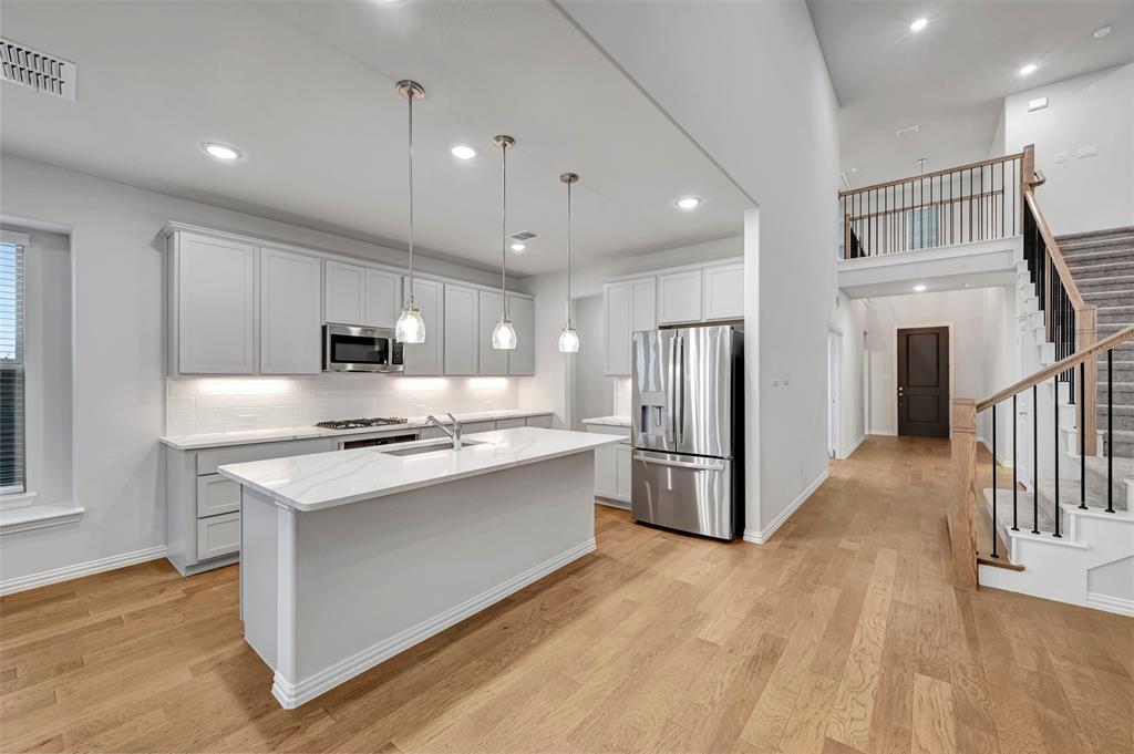 1328 Silver Grass Meadows