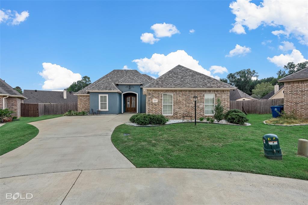 Norris Ferry Crossing - Residential