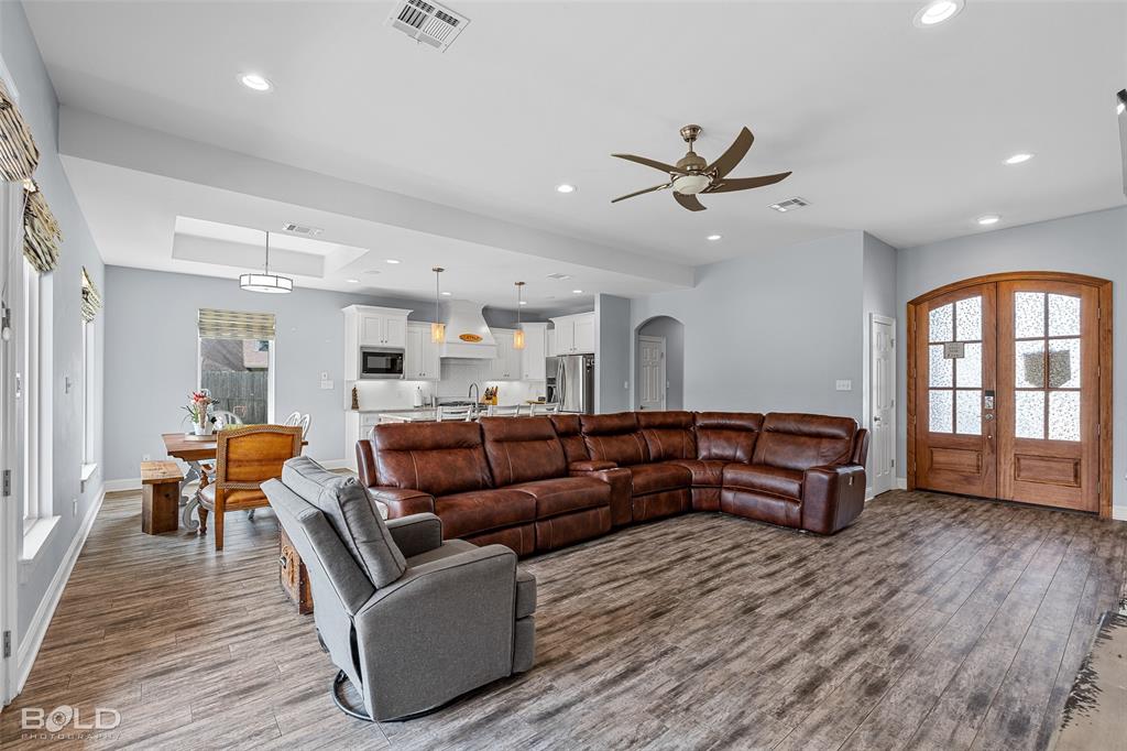 Norris Ferry Crossing - Residential