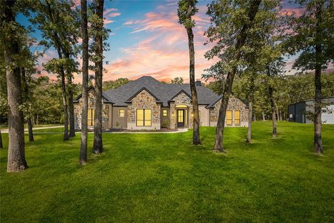 Photo of 6707 Anchor Point, Quinlan, TX 75474 (MLS # 21185507)