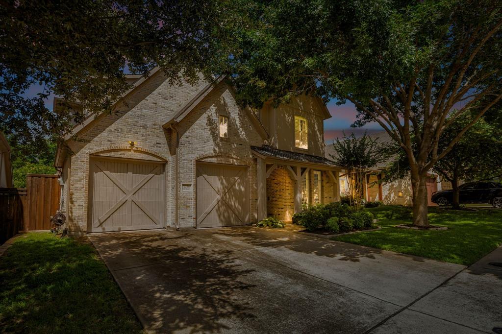 2248 Forest Hollow Park