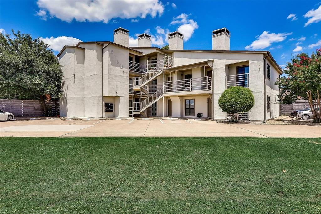 Randalls Plainview - Residential Lease