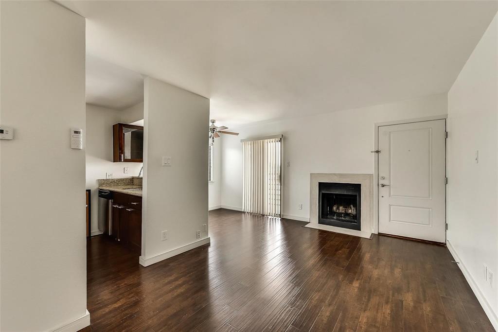 Randalls Plainview - Residential Lease