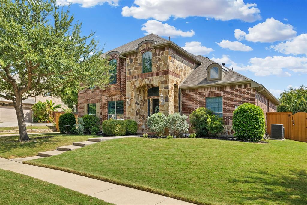 534 Waters Edge Way