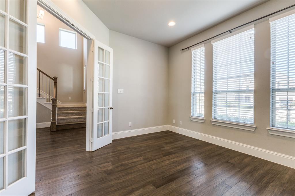 2306 Lamberth Court