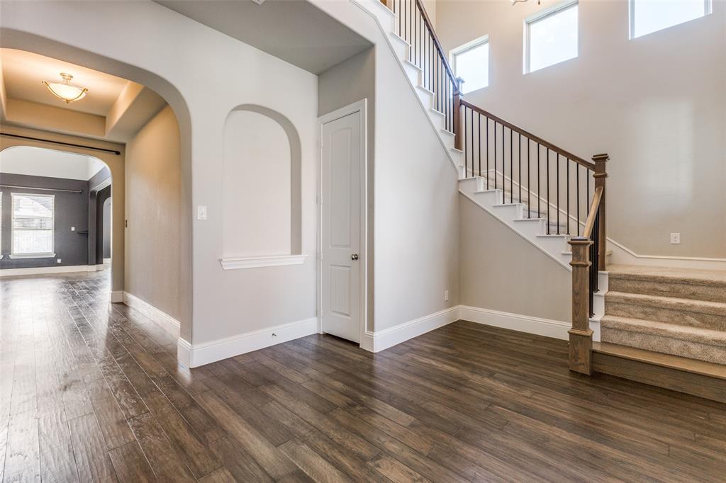 2306 Lamberth Court