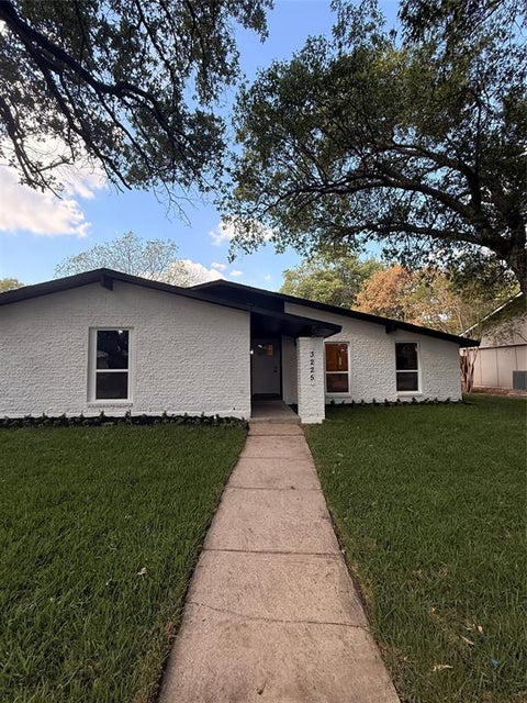 Photo of 3225 Collins Boulevard, Garland, TX 75044 (MLS # 21391376)