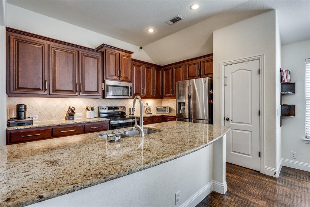 1812 Southridge Drive