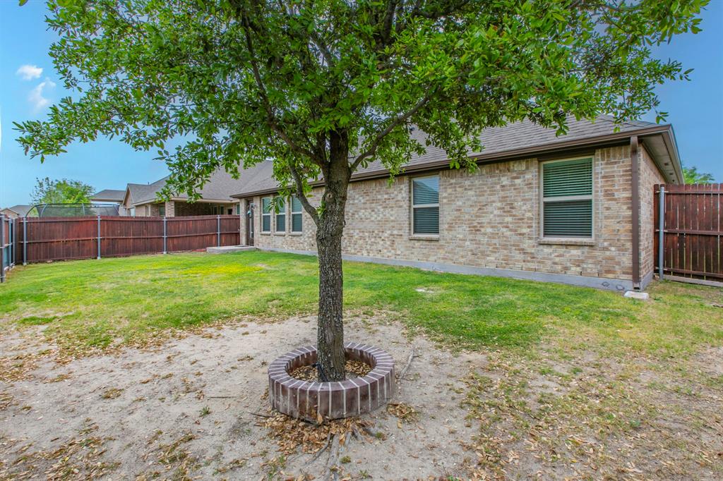 Camden Pk Red Oak - Residential