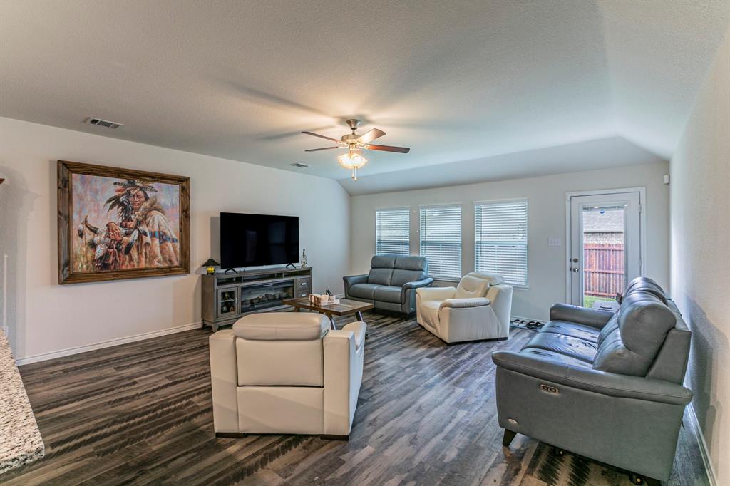 Camden Pk Red Oak - Residential