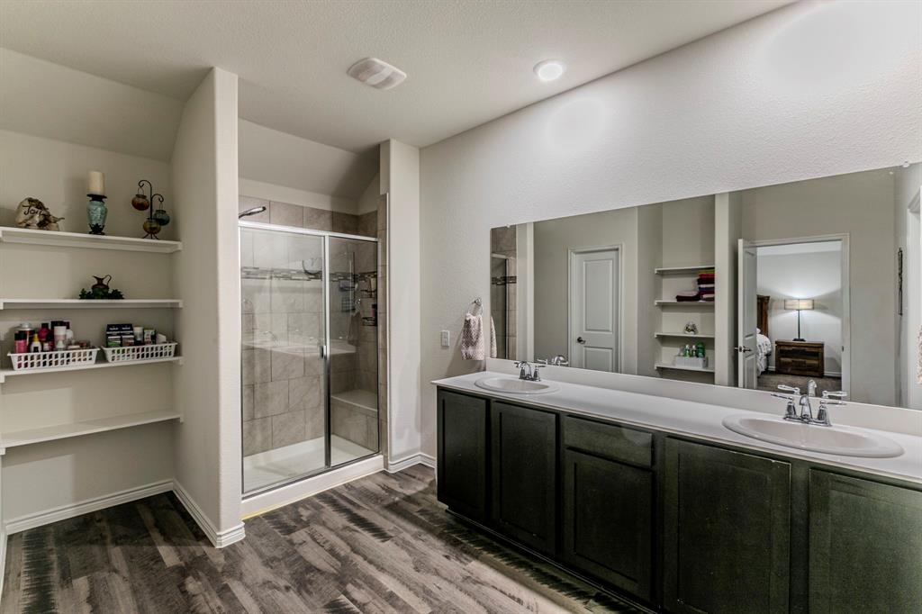 Camden Pk Red Oak - Residential