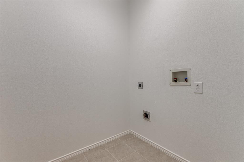 Pasquinellis Parker Estates Ph - Residential