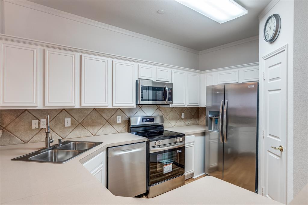 Pasquinellis Parker Estates Ph - Residential