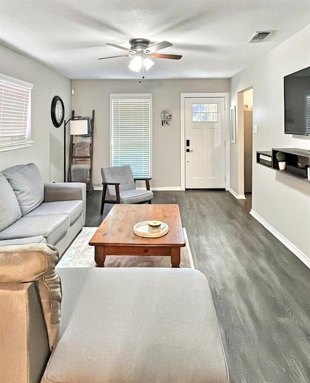 8128 Richard St