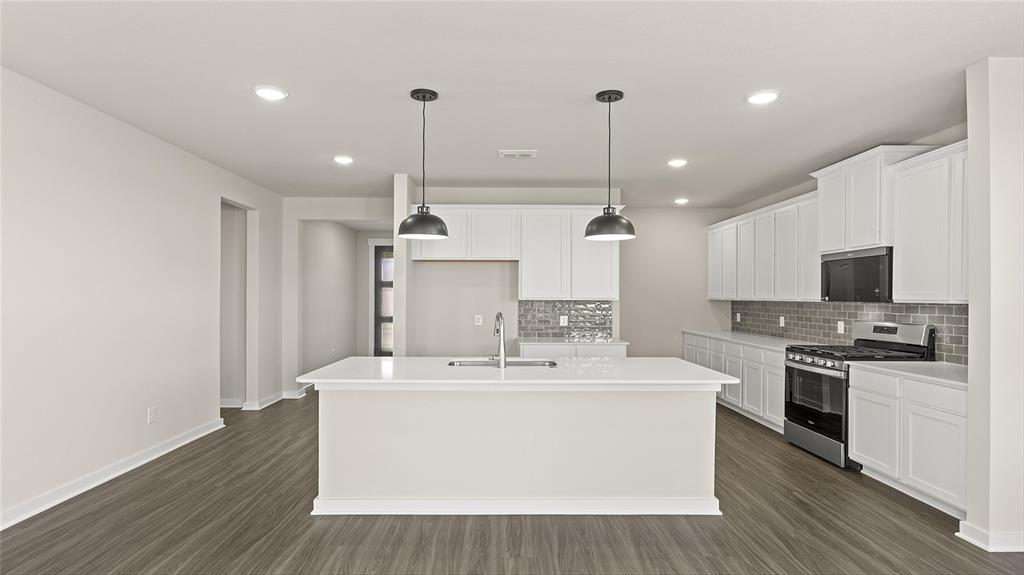 6908 Lincoln Pin Way