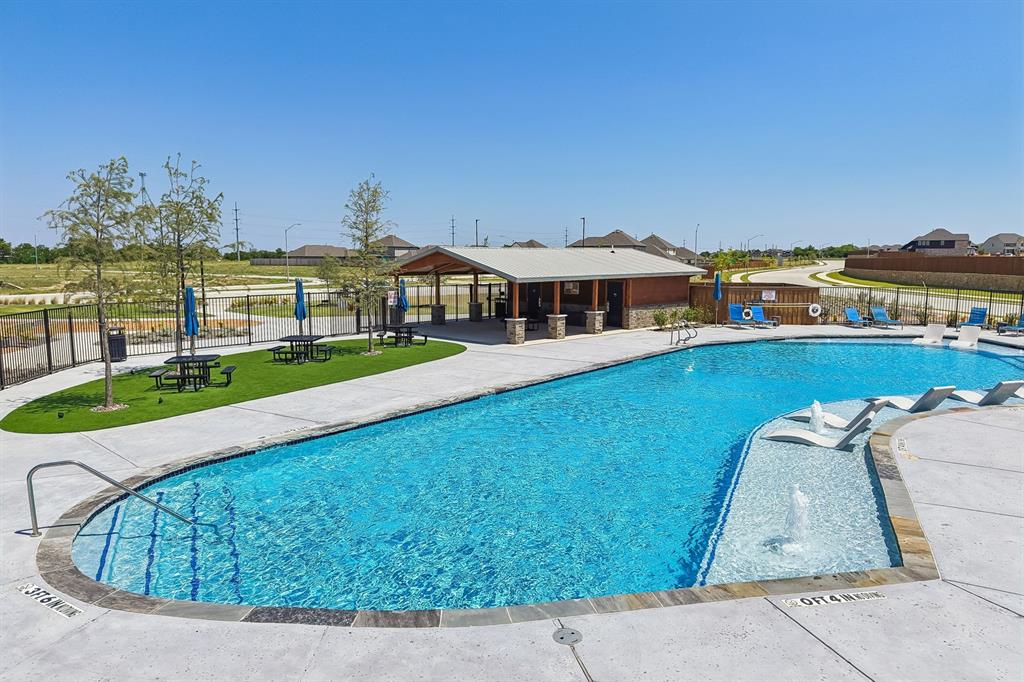 6908 Lincoln Pin Way