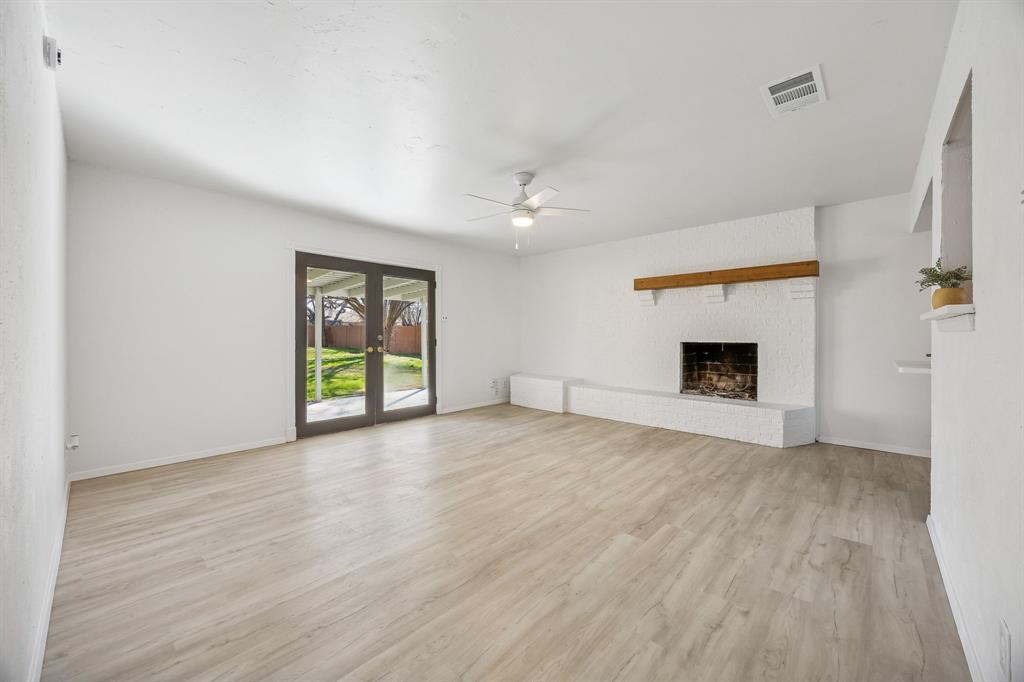 EAGLE HEIGHTS ADDITION-CROWLEY - Residential