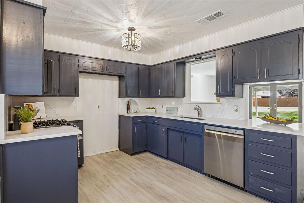 EAGLE HEIGHTS ADDITION-CROWLEY - Residential