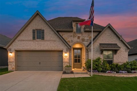 2449 Lazy Dog Lane Northlake TX 76247