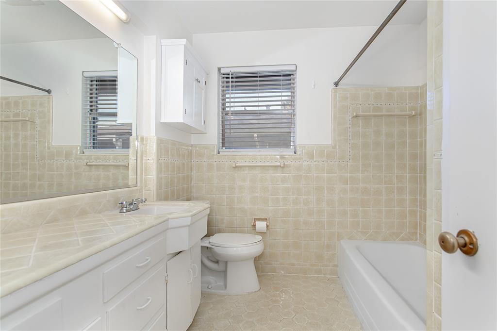 Caruth Terrace - Residential Lease