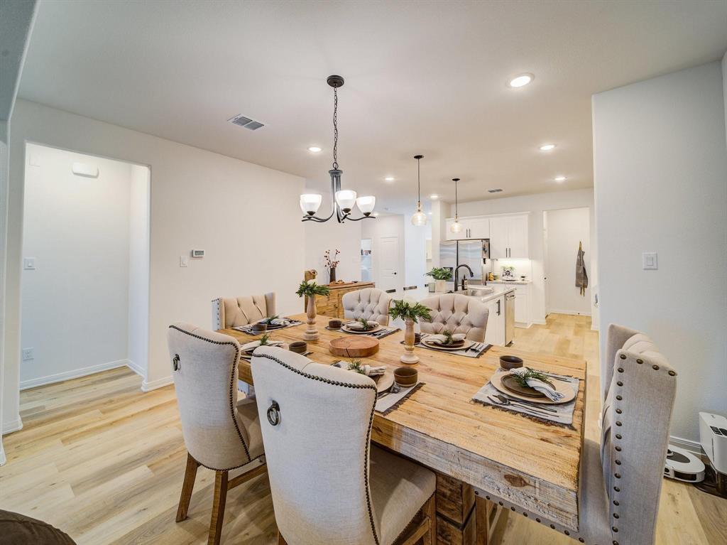 1820 Temple Hills