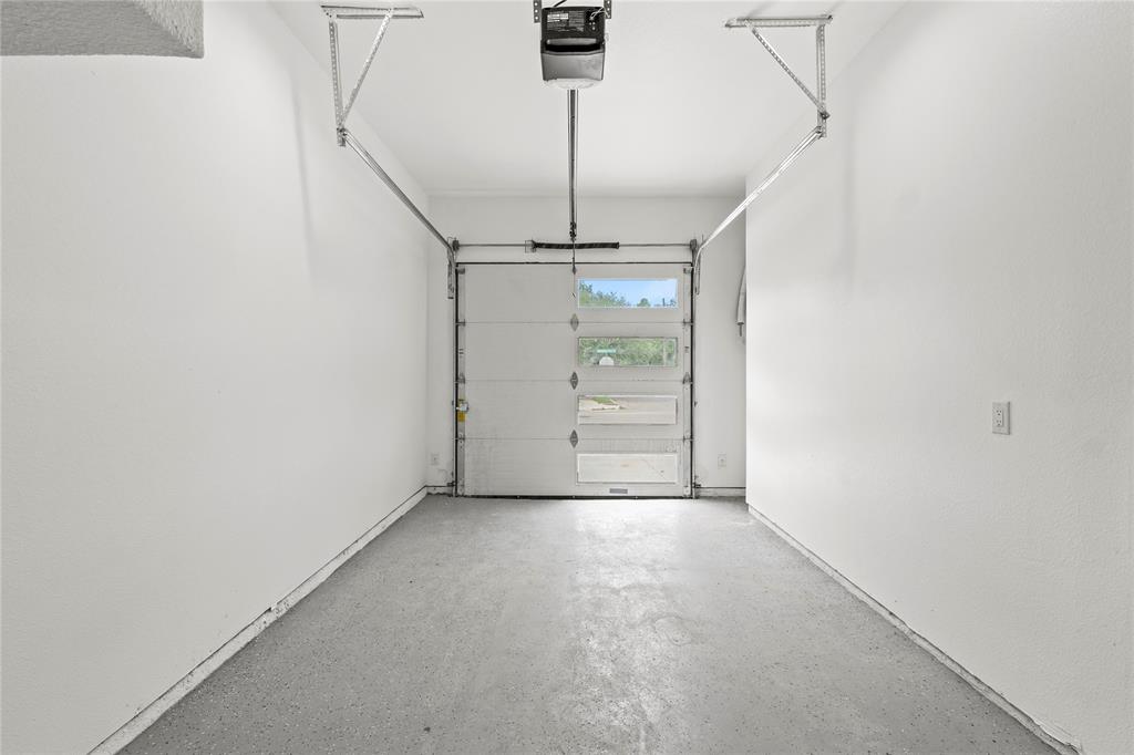 Freemans Columbia Ave - Residential Income