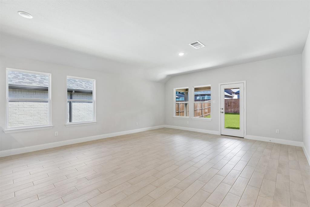 Venetian - Residential