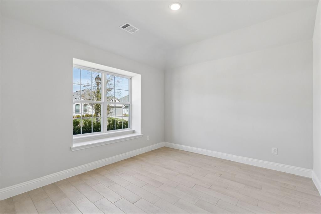 Venetian - Residential