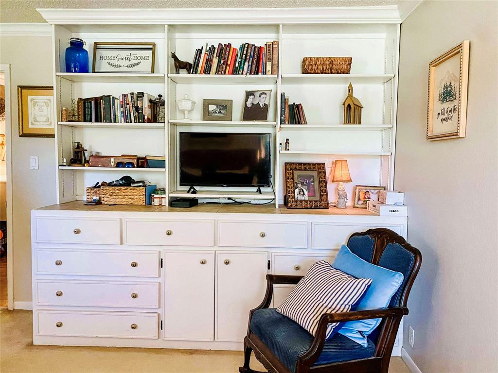 CR 32900 - Residential