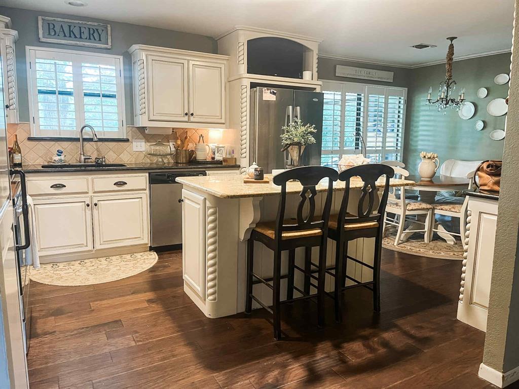 CR 32900 - Residential